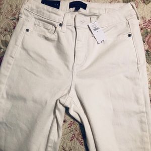 Banana Republic Curvy Straight white jeans